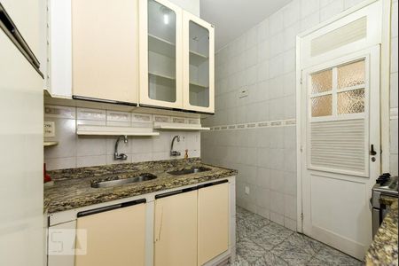 Apartamento para alugar com 130m², 2 quartos e 1 vagaCozinha