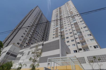 Apartamento à venda com 58m², 2 quartos e 1 vaga Apartamento à venda com 58m², 2 quartos e 1 vagaFachada