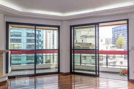 Varanda de apartamento para alugar com 4 quartos, 144m² em Itaim Bibi, São Paulo