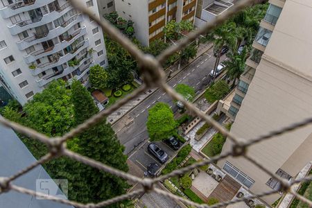 Apartamento para alugar com 144m², 4 quartos e 2 vagasVista