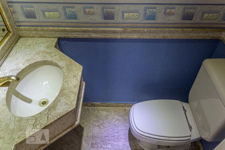 Apartamento para alugar com 144m², 4 quartos e 2 vagasLavabo