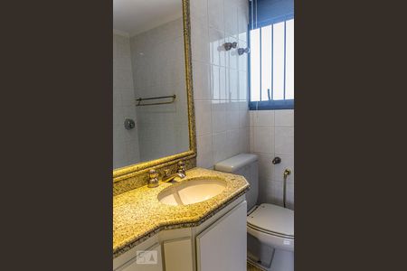 Apartamento para alugar com 144m², 4 quartos e 2 vagasBanheiro