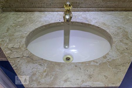 Apartamento para alugar com 144m², 4 quartos e 2 vagasLavabo