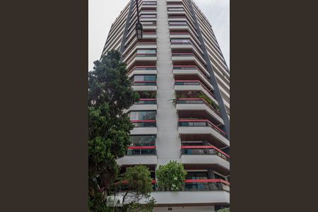 Apartamento para alugar com 144m², 4 quartos e 2 vagasFachada