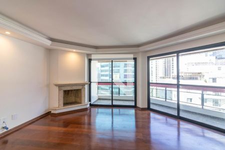 Sala                Escreva qual o cômodo de apartamento para alugar com 4 quartos, 144m² em Itaim Bibi, São Paulo