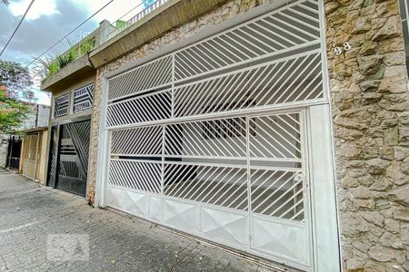 Casa à venda com 300m², 3 quartos e 2 vagasFachada