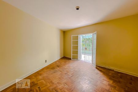 Quarto de casa à venda com 3 quartos, 300m² em Belenzinho, São Paulo