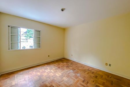 Casa à venda com 300m², 3 quartos e 2 vagasQuarto 2