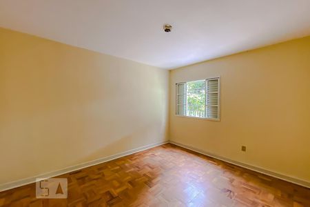 Casa à venda com 300m², 3 quartos e 2 vagasQuarto 2