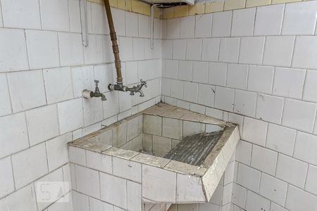 Casa à venda com 300m², 3 quartos e 2 vagasDetalhe Lavanderia