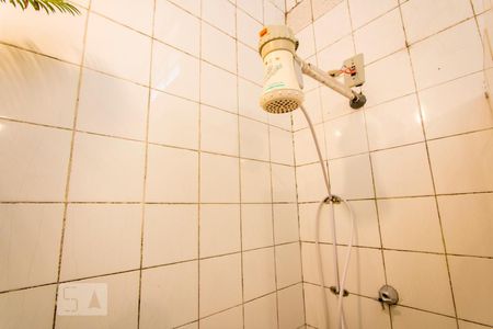 Casa à venda com 140m², 3 quartos e 1 vaga Casa à venda com 140m², 3 quartos e 1 vagaBanheiro social