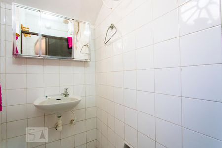 Casa à venda com 140m², 3 quartos e 1 vaga Casa à venda com 140m², 3 quartos e 1 vagaBanheiro do quarto 1