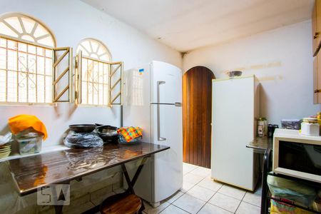 Casa à venda com 140m², 3 quartos e 1 vaga Casa à venda com 140m², 3 quartos e 1 vagaCozinha