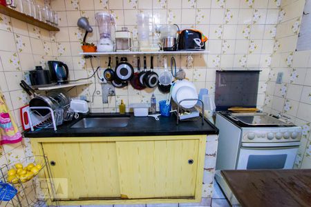 Casa à venda com 140m², 3 quartos e 1 vaga Casa à venda com 140m², 3 quartos e 1 vagaDetalhes da cozinha