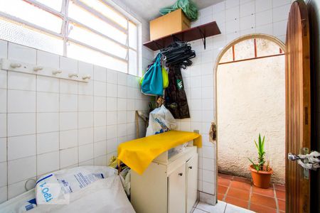 Casa à venda com 140m², 3 quartos e 1 vaga Casa à venda com 140m², 3 quartos e 1 vagaÁrea de serviço