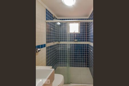 Apartamento à venda com 98m², 3 quartos e 1 vaga Apartamento à venda com 98m², 3 quartos e 1 vagaBanheiro Social - Box