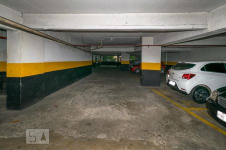 Apartamento para alugar com 87m², 3 quartos e 1 vaga Apartamento para alugar com 87m², 3 quartos e 1 vagaGaragem