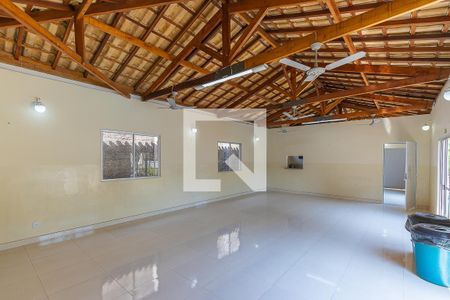 Apartamento à venda com 45m², 2 quartos e 1 vaga Apartamento à venda com 45m², 2 quartos e 1 vagaÁrea comum - Salão de festas