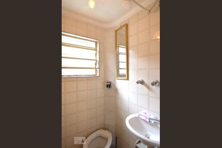 Casa à venda com 200m², 3 quartos e 2 vagasBanheiro de serviço