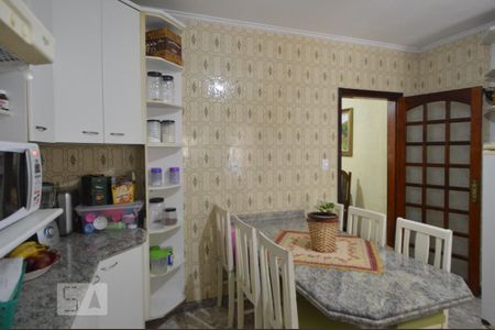 Casa à venda com 200m², 3 quartos e 2 vagasCozinha