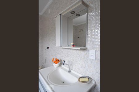 Casa à venda com 200m², 3 quartos e 2 vagasBanheiro da suite 1