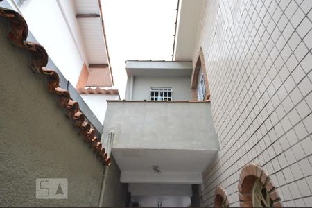 Casa à venda com 200m², 3 quartos e 2 vagasReservatório de águas pluviais para resuso