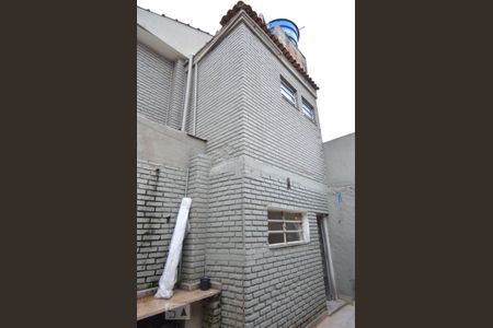 Casa à venda com 200m², 3 quartos e 2 vagasFachada posterior