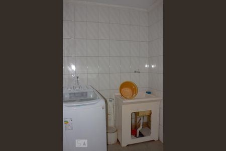 Casa à venda com 400m², 3 quartos e 2 vagas Casa à venda com 400m², 3 quartos e 2 vagasLavanderia