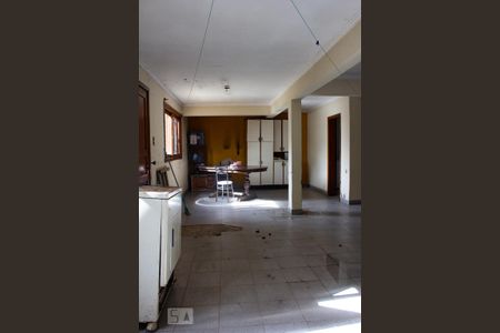 Casa à venda com 400m², 3 quartos e 2 vagas Casa à venda com 400m², 3 quartos e 2 vagasÁrea de Serviço