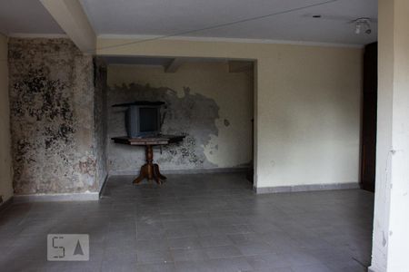 Casa à venda com 400m², 3 quartos e 2 vagas Casa à venda com 400m², 3 quartos e 2 vagasÁrea de Serviço
