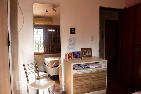 Casa à venda com 400m², 3 quartos e 2 vagas Casa à venda com 400m², 3 quartos e 2 vagasQuarto 3