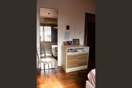 Casa à venda com 400m², 3 quartos e 2 vagas Casa à venda com 400m², 3 quartos e 2 vagasQuarto 3