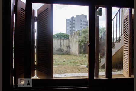 Casa à venda com 400m², 3 quartos e 2 vagas Casa à venda com 400m², 3 quartos e 2 vagasJanela da Área de Serviço