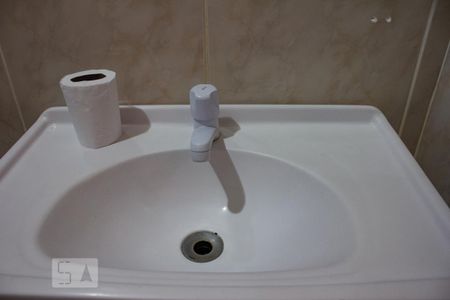 Casa à venda com 400m², 3 quartos e 2 vagas Casa à venda com 400m², 3 quartos e 2 vagasBanheiro - Torneira