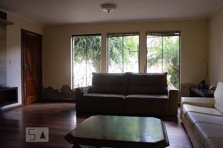 Sala de casa à venda com 3 quartos, 400m² em Nossa Senhora das Gracas, Canoas