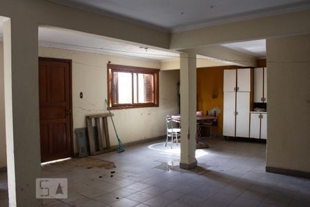 Casa à venda com 400m², 3 quartos e 2 vagas Casa à venda com 400m², 3 quartos e 2 vagasÁrea de Serviço