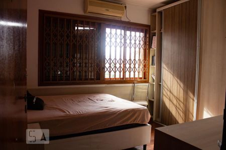 Casa à venda com 400m², 3 quartos e 2 vagas Casa à venda com 400m², 3 quartos e 2 vagasQuarto 3