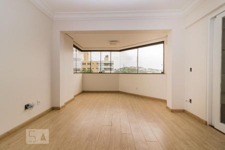 Apartamento à venda com 184m², 3 quartos e 2 vagasEscritório