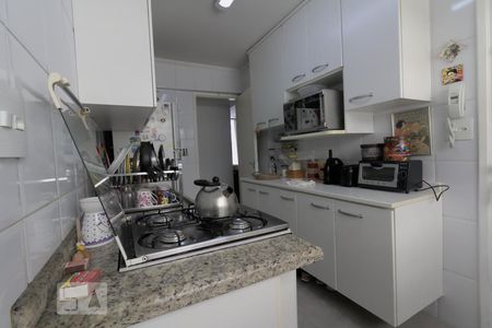 Apartamento à venda com 90m², 2 quartos e 1 vagaCozinha