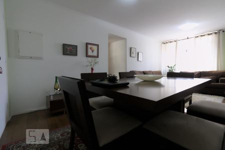 Apartamento à venda com 90m², 2 quartos e 1 vagaSala de Jantar