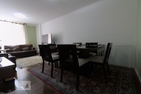 Apartamento à venda com 90m², 2 quartos e 1 vagaSala de Jantar