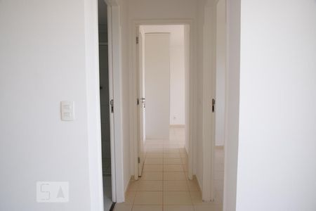 Corredor de apartamento para alugar com 2 quartos, 50m² em Taguatinga Norte (taguatinga), Brasília