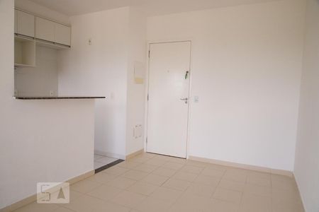 Sala de apartamento para alugar com 2 quartos, 50m² em Taguatinga Norte (taguatinga), Brasília