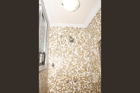 Casa à venda com 400m², 5 quartos e 7 vagasBanheiro da Suíte 1