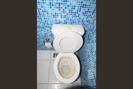 Casa à venda com 400m², 5 quartos e 7 vagasLavabo da Piscina 2