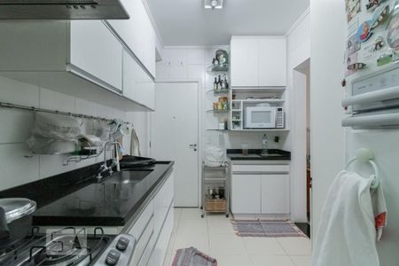 Apartamento à venda com 108m², 3 quartos e 2 vagasCozinha