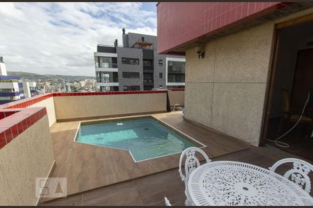 Apartamento à venda com 475m², 3 quartos e 2 vagas Apartamento à venda com 475m², 3 quartos e 2 vagasPiscina