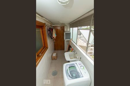 Apartamento à venda com 475m², 3 quartos e 2 vagas Apartamento à venda com 475m², 3 quartos e 2 vagasÁrea de Serviço