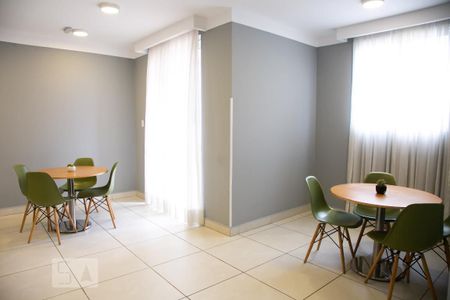 Apartamento para alugar com 52m², 2 quartos e 1 vagaSalão de festa