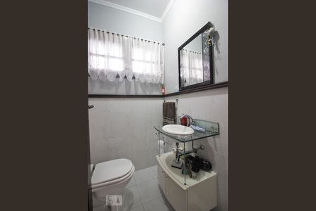 Lavabo de casa à venda com 3 quartos, 247m² em Parque Assunção, Taboão da Serra